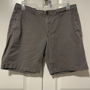 J.Crew Men’s Stretch Chino Shorts Gray Size 36 Inseam 9”